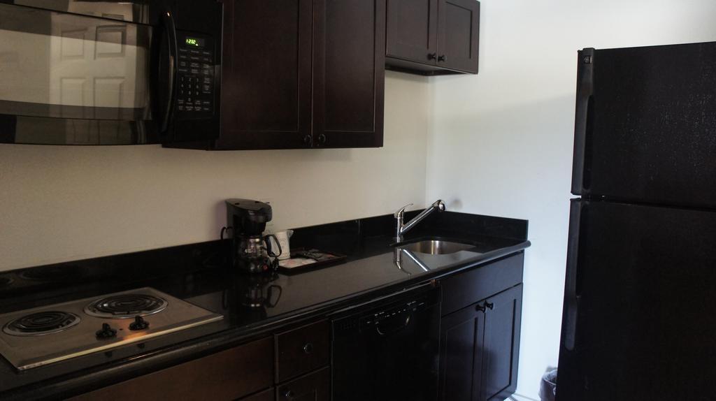Lux Inn And Suites Three Rivers Rom bilde