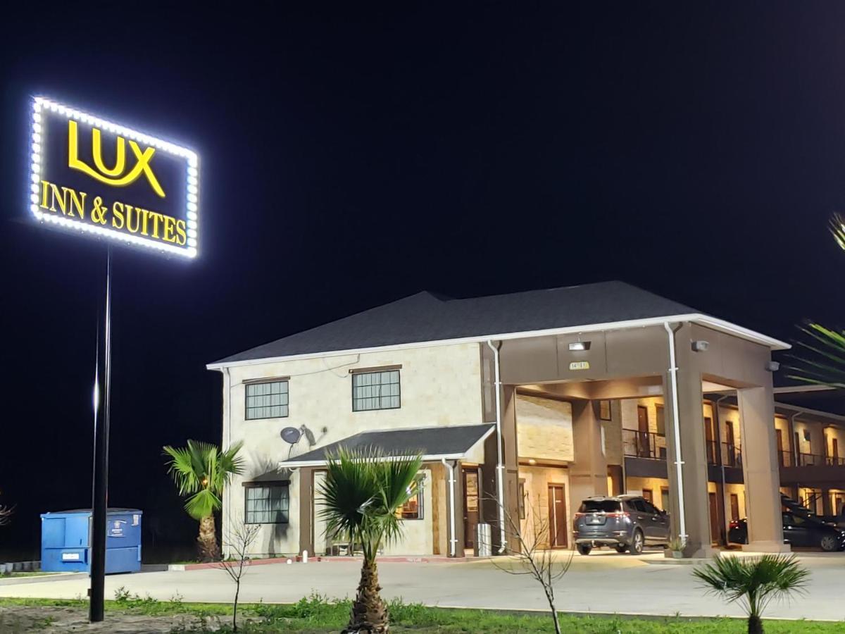 Lux Inn And Suites Three Rivers Eksteriør bilde